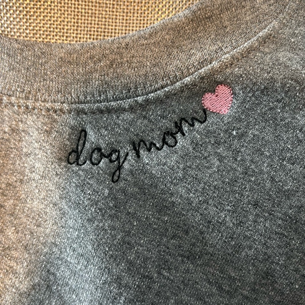 Grey “Dog Mom” sweatshirt.  Sized XL.
